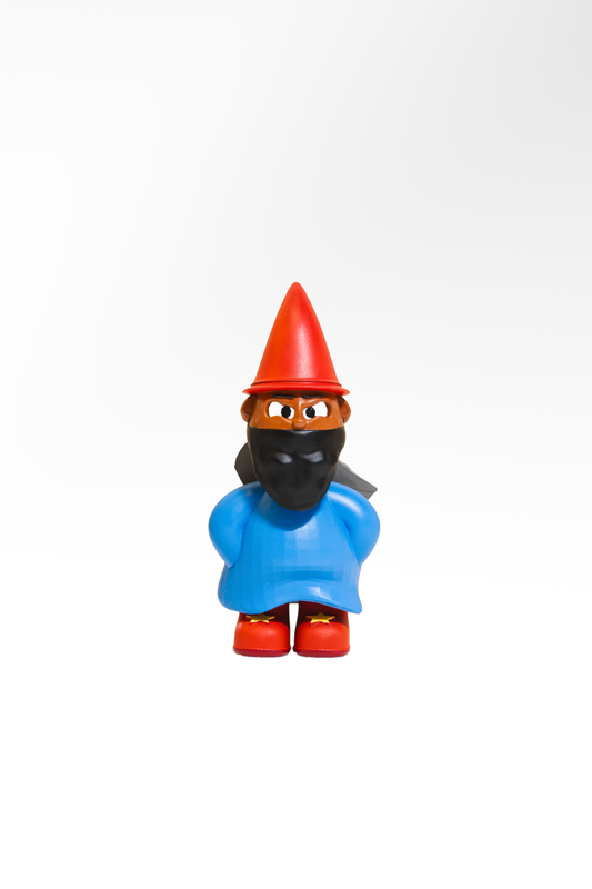 “GNOME ON THE ROAM” FiGURiNE