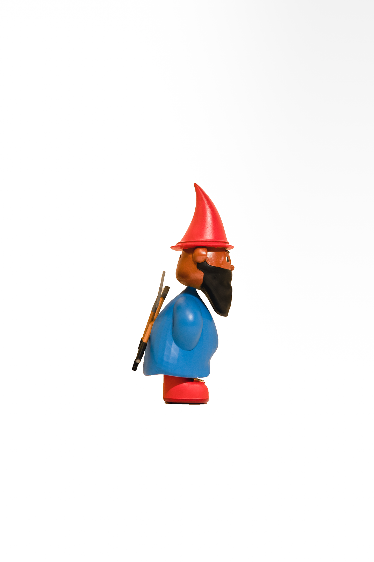 “GNOME ON THE ROAM” FiGURiNE